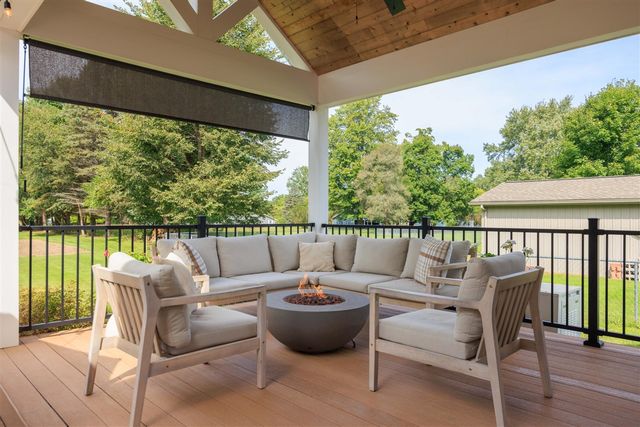 1469 Roods Lake Road, Lapeer, MI 48446