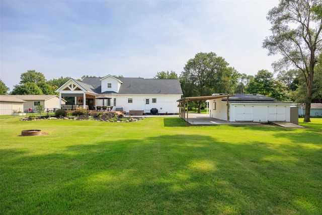 1469 Roods Lake Road, Lapeer, MI 48446