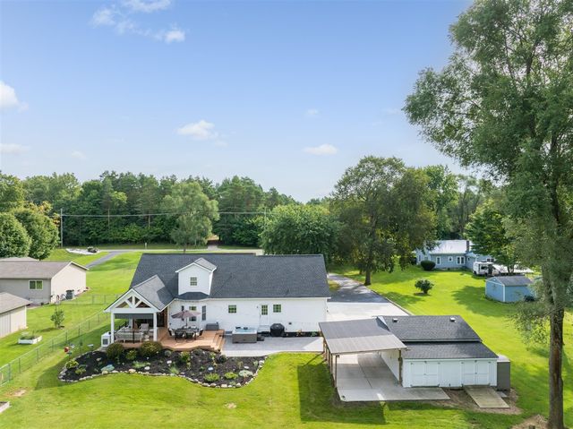 1469 Roods Lake Road, Lapeer, MI 48446