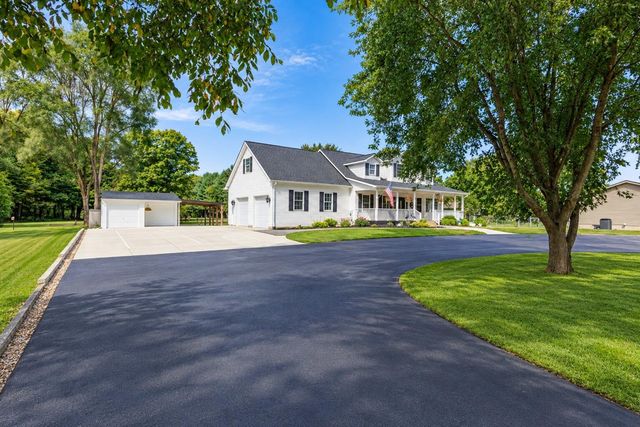 1469 Roods Lake Road, Lapeer, MI 48446