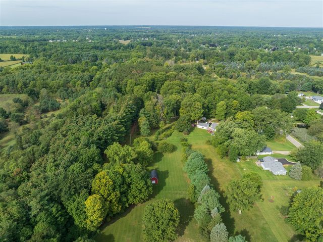 1469 Roods Lake Road, Lapeer, MI 48446