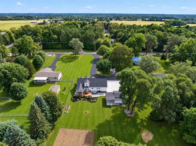 1469 Roods Lake Road, Lapeer, MI 48446
