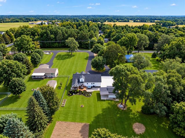 1469 Roods Lake Road, Lapeer, MI 48446