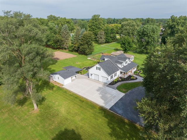 1469 Roods Lake Road, Lapeer, MI 48446