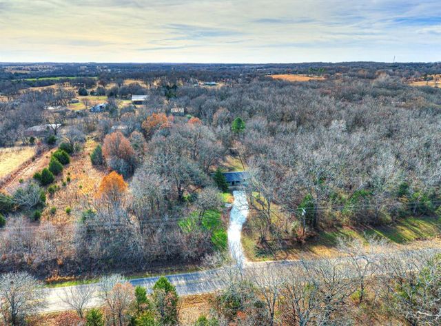 47110 Garretts Lake Road, Shawnee, OK 74804