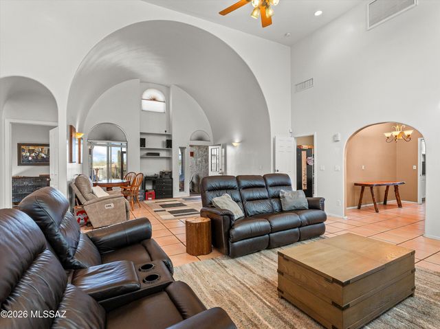 10301 N Thornydale Road, Tucson, AZ 85742