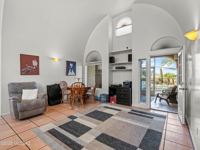 10301 N Thornydale Road, Tucson, AZ 85742