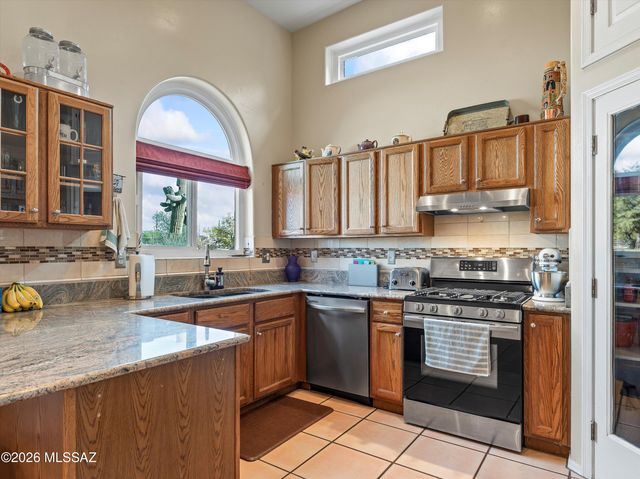 10301 N Thornydale Road, Tucson, AZ 85742