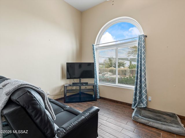 10301 N Thornydale Road, Tucson, AZ 85742