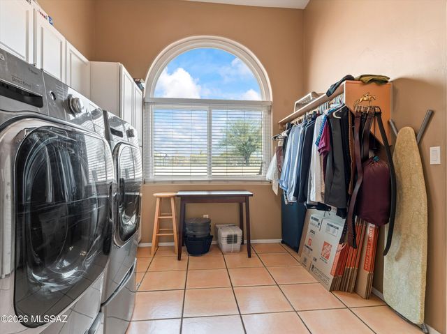 10301 N Thornydale Road, Tucson, AZ 85742