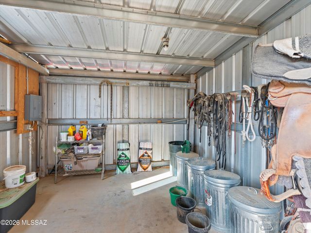 10301 N Thornydale Road, Tucson, AZ 85742