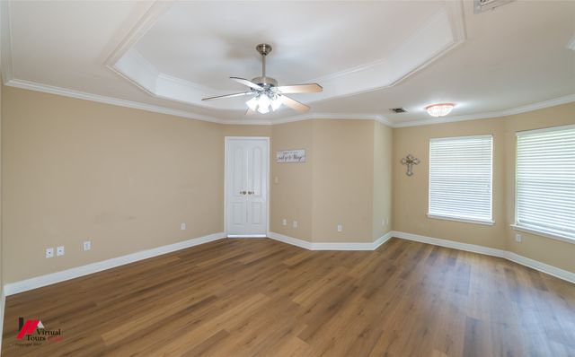 2015 Meadow Bend, Shreveport, LA 71118