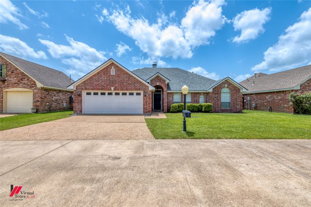 2015 Meadow Bend, Shreveport, LA 71118