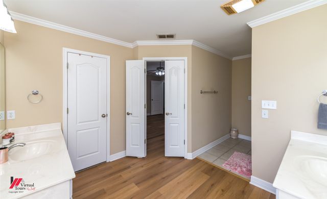 2015 Meadow Bend, Shreveport, LA 71118