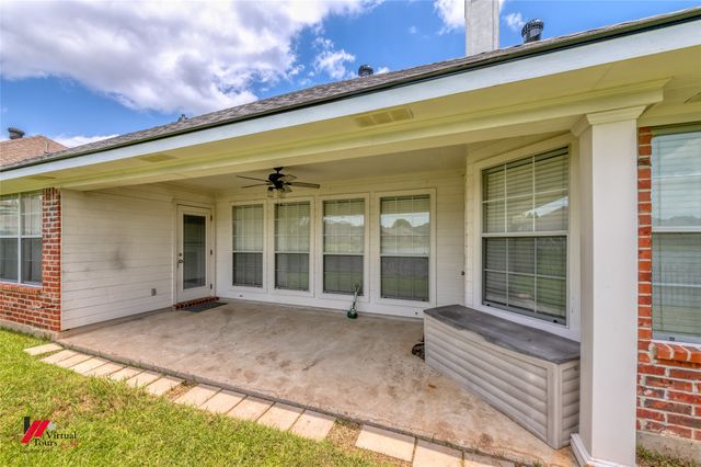 2015 Meadow Bend, Shreveport, LA 71118