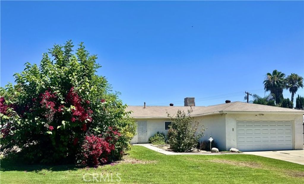 4957 Noble Street, Riverside, CA 92503