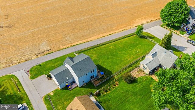 5 BOUNDARY RD, New Freedom, PA 17349