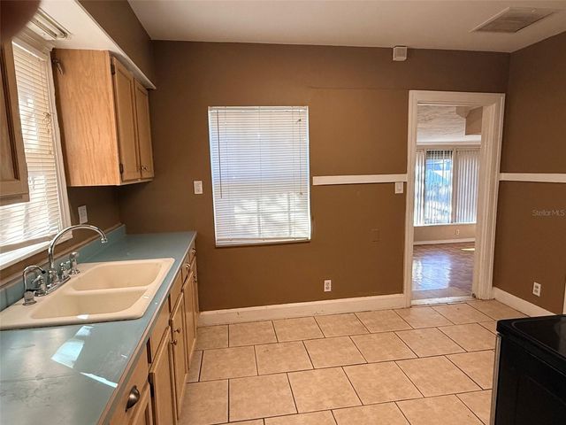 1908 20TH AVENUE N, St Petersburg, FL 33713