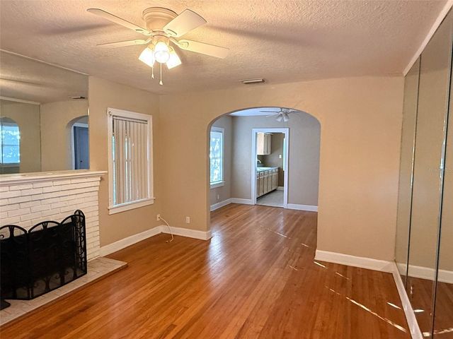 1908 20TH AVENUE N, St Petersburg, FL 33713