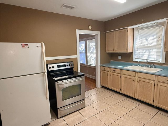 1908 20TH AVENUE N, St Petersburg, FL 33713