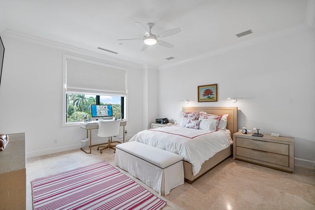 150 Bradley Place 203, Palm Beach, FL 33480