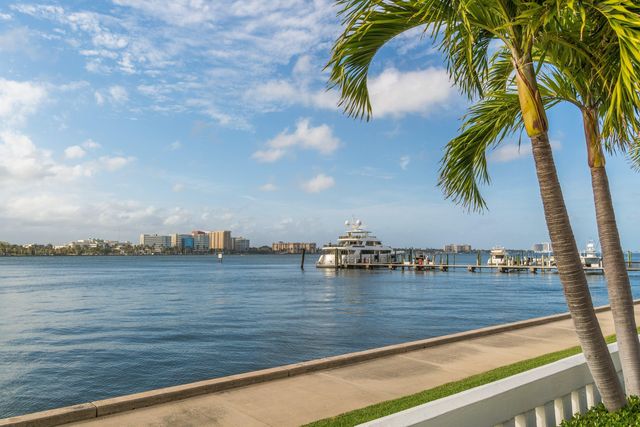 150 Bradley Place 203, Palm Beach, FL 33480