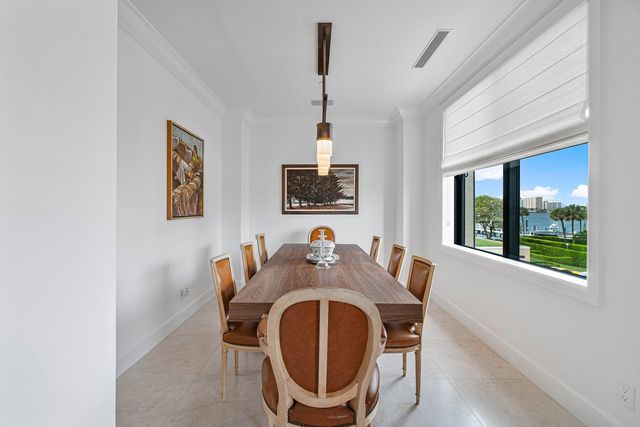 150 Bradley Place 203, Palm Beach, FL 33480