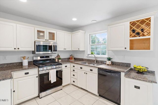 810 Northampton Drive, Cary, NC 27513