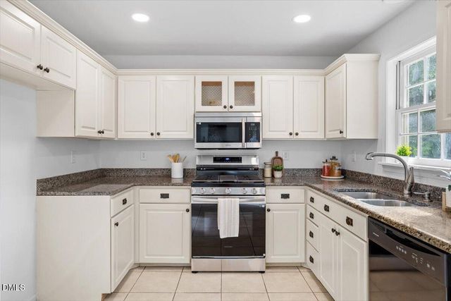 810 Northampton Drive, Cary, NC 27513