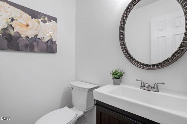 810 Northampton Drive, Cary, NC 27513