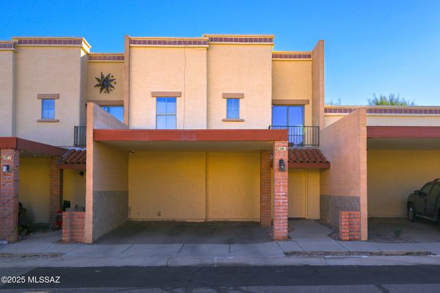 2081 W Cadbury Court, Tucson, AZ 85713