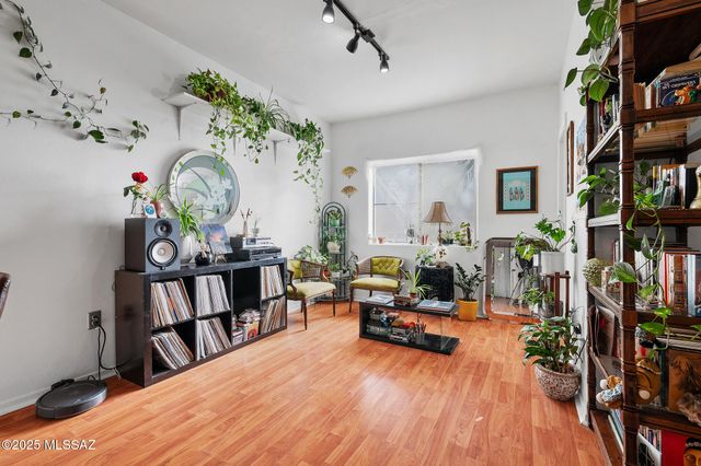 2081 W Cadbury Court, Tucson, AZ 85713