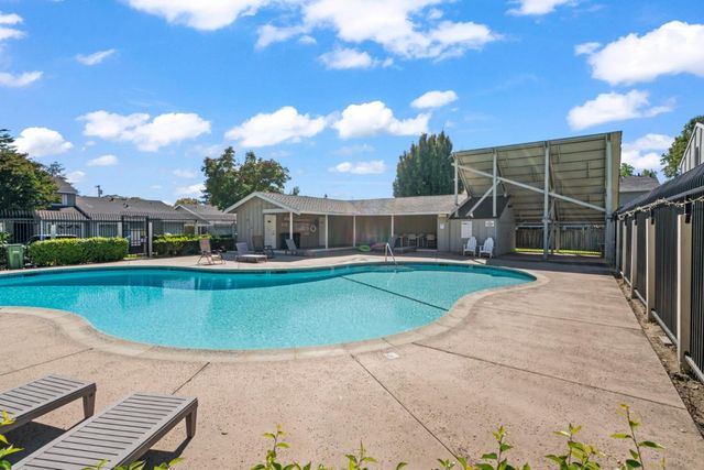 570 Latimer Circle, Campbell, CA 95008