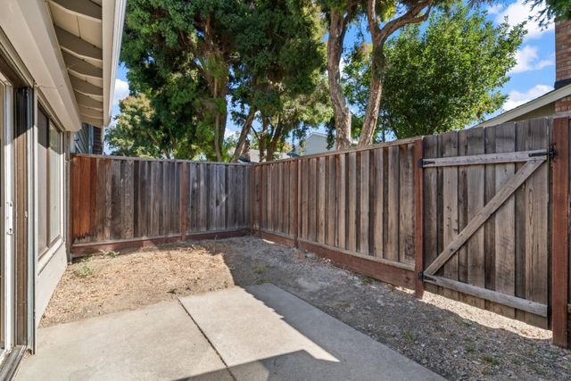 570 Latimer Circle, Campbell, CA 95008