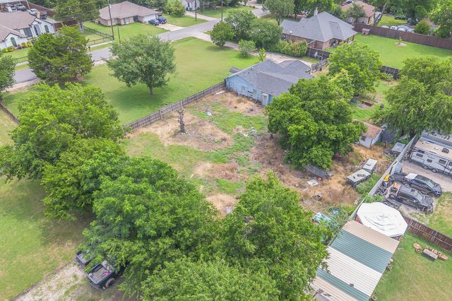 816 Balkan Drive, Lancaster, TX 75134