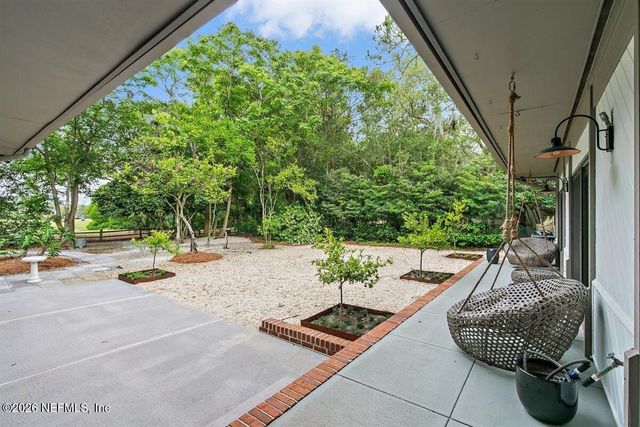 7575 HOLLYRIDGE Road, Jacksonville, FL 32256