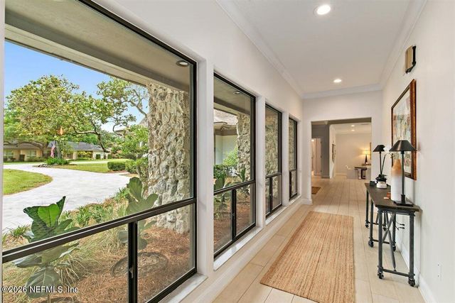 7575 HOLLYRIDGE Road, Jacksonville, FL 32256