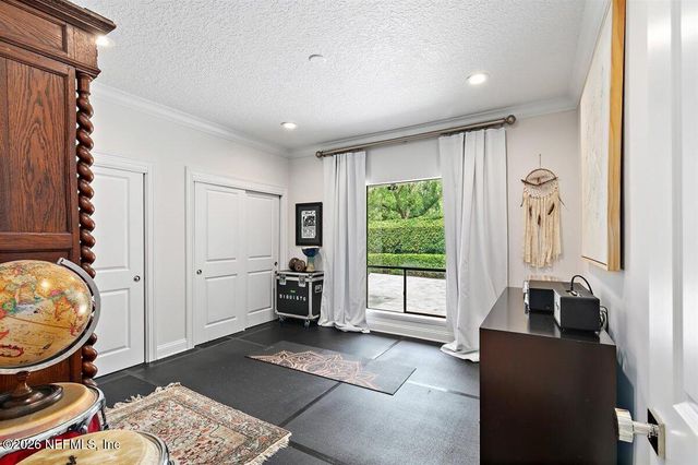 7575 HOLLYRIDGE Road, Jacksonville, FL 32256