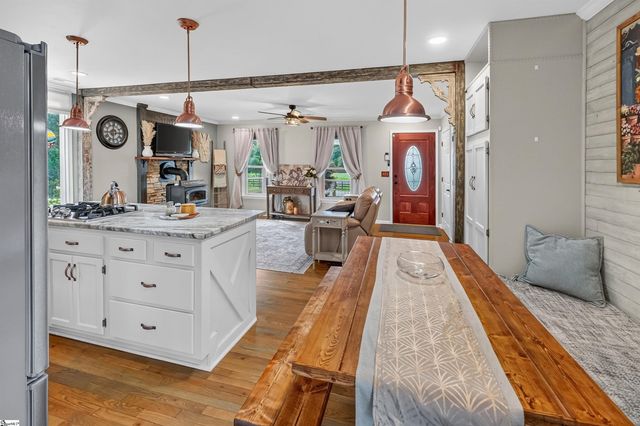 2625 Old Dobbins Bridge Road, Townville, SC 29689