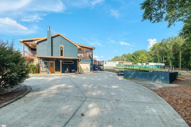 2625 Old Dobbins Bridge Road, Townville, SC 29689