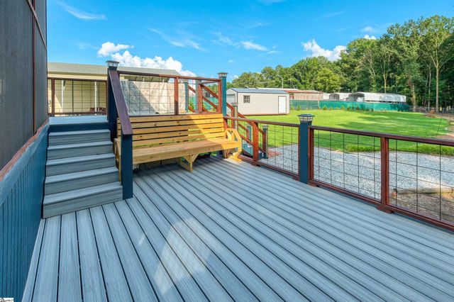 2625 Old Dobbins Bridge Road, Townville, SC 29689