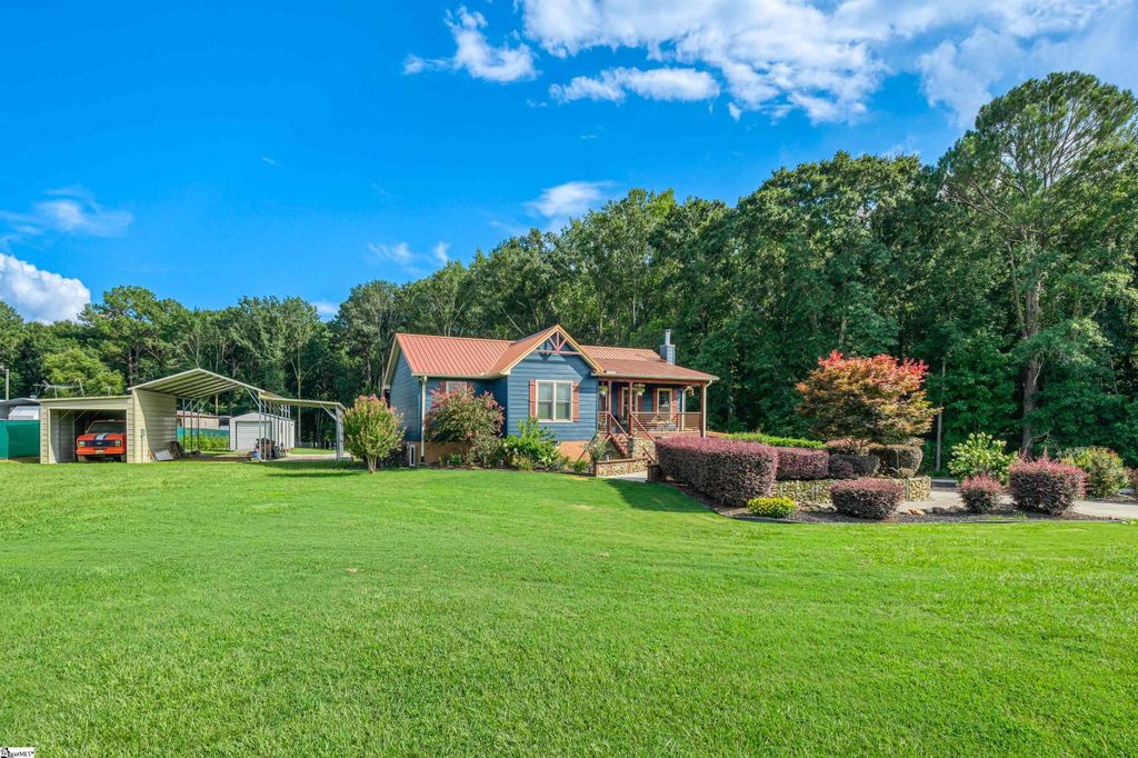 2625 Old Dobbins Bridge Road, Townville, SC 29689