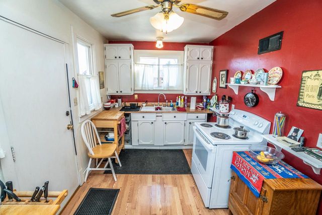 824 Park AVENUE, West Bend, WI 53090