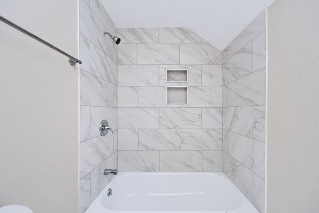 16 Winter Pl, Winchendon, MA 01475