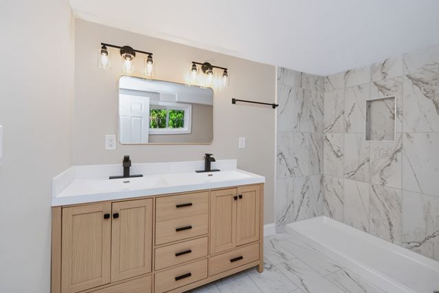 16 Winter Pl, Winchendon, MA 01475