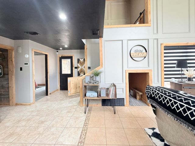 2117 93rd Place, Lubbock, TX 79423