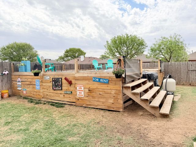 2117 93rd Place, Lubbock, TX 79423