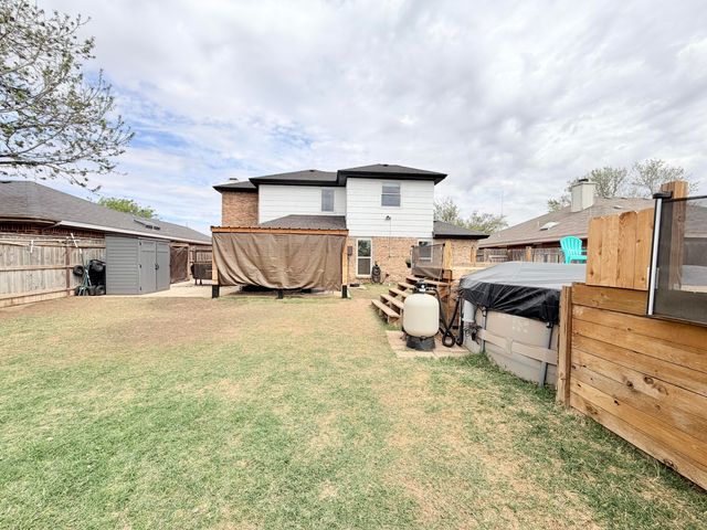 2117 93rd Place, Lubbock, TX 79423