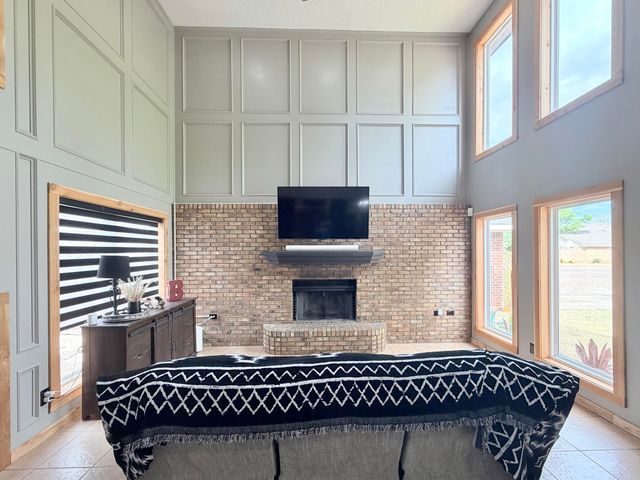 2117 93rd Place, Lubbock, TX 79423