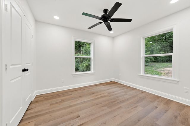 608 Bunny Rabbit Road, Athens, TX 75751